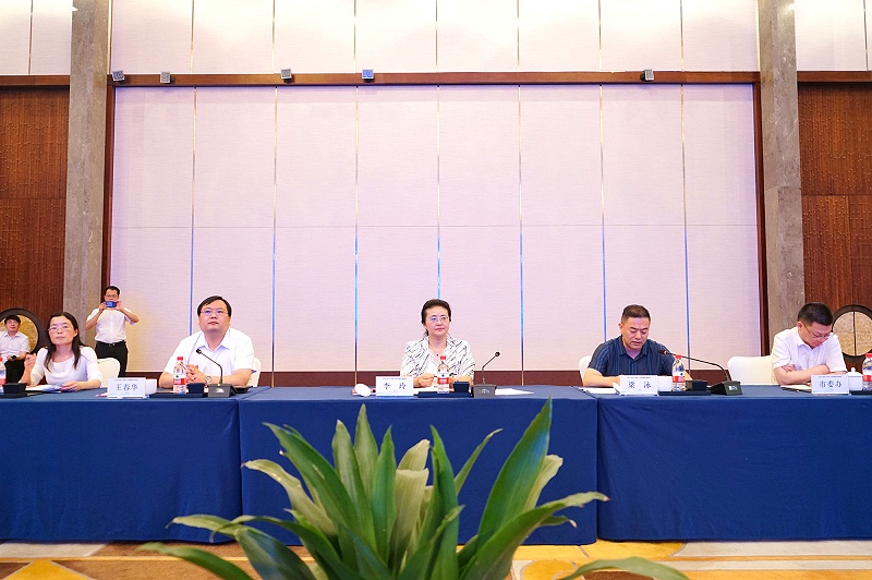 依斯倍出席2022啟東(蘇州)產(chǎn)業(yè)發(fā)展合作懇談會