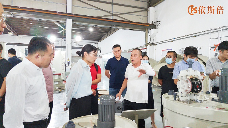 蘇州市科技局領(lǐng)導(dǎo)及市發(fā)展促進(jìn)會產(chǎn)業(yè)協(xié)會蒞臨依斯倍參觀指導(dǎo)
