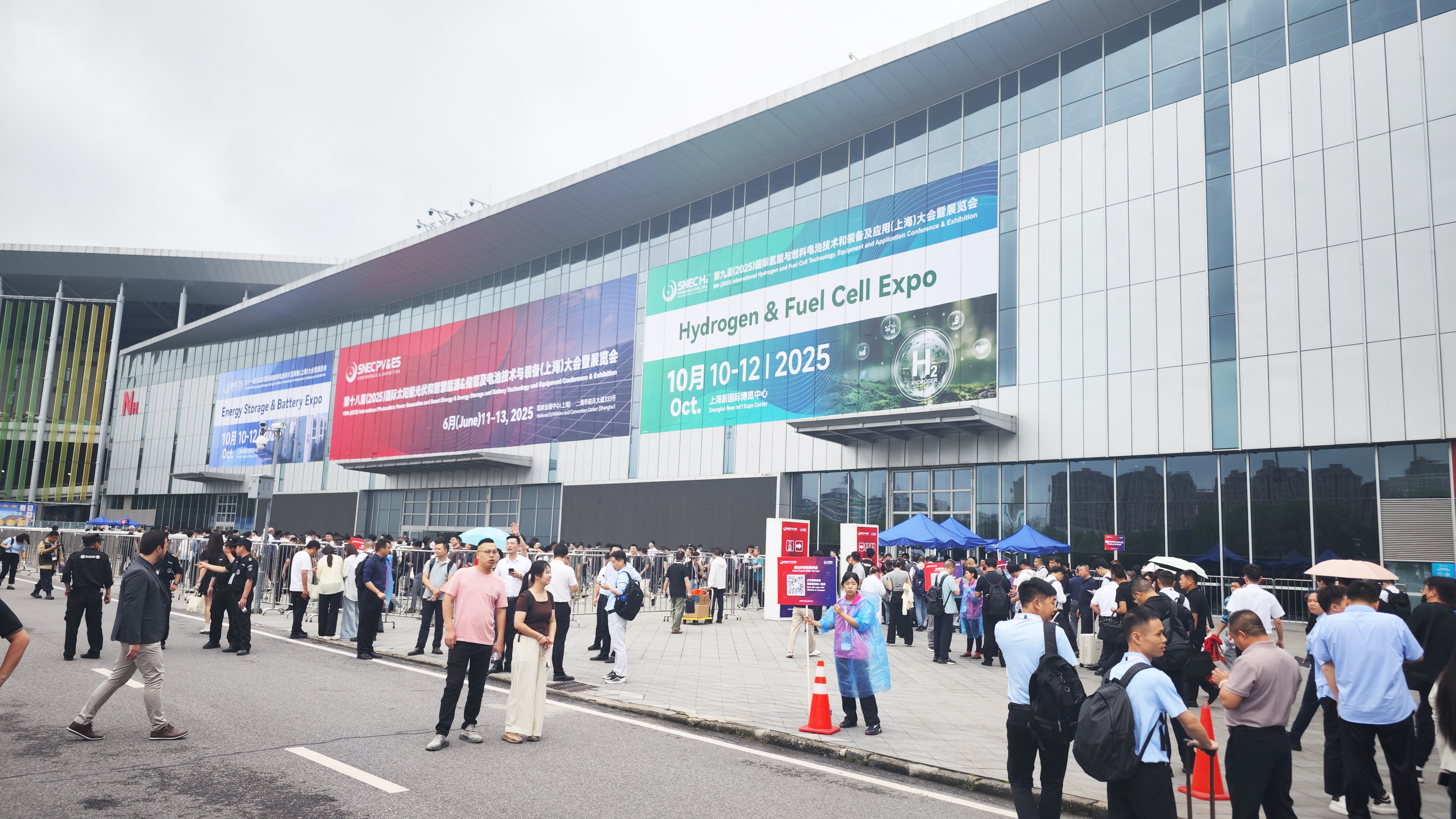 依斯倍參與上海SNEC國際光伏展，共探創(chuàng)新技術(shù)賦能綠色能源未來