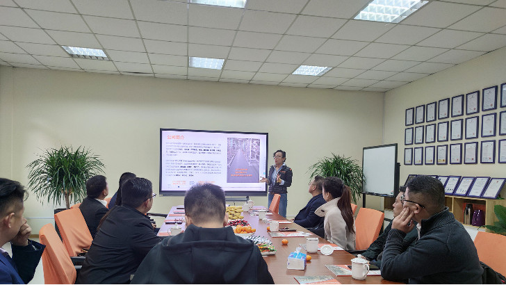 江蘇省蘇商發(fā)展促進會企業(yè)家走進依斯倍