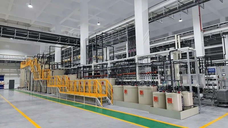 依斯倍受邀出席蘇州市新型工業(yè)化推進(jìn)會暨“AI+制造”創(chuàng)新發(fā)展大會 (6)